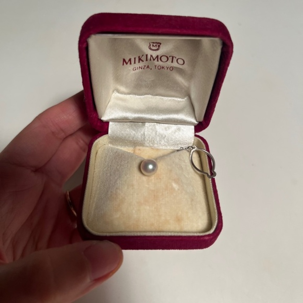 Mikimoto Silver Pearl Necklace in Velvet Box